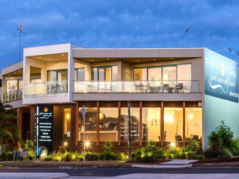 Great Ocean Road Resort - Accommodation Directory 0