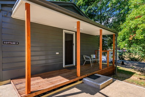 Bright Riverside Holiday Park - Accommodation Directory 25