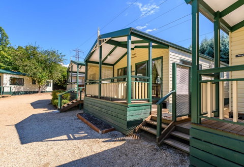Bright Riverside Holiday Park - Accommodation Directory 40