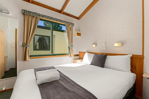 Bright Riverside Holiday Park - Accommodation Directory 21