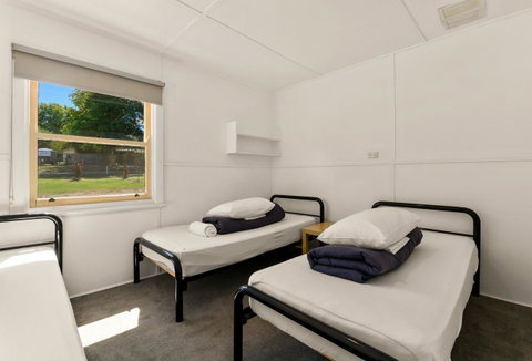 Bright Riverside Holiday Park - Accommodation Directory 1