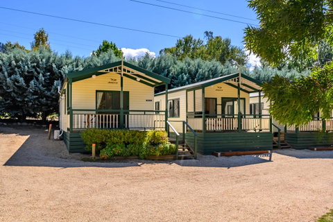 Bright Riverside Holiday Park - Accommodation Directory 11