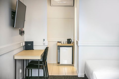 Nightcap At Matthew Flinders Hotel - Accommodation Directory 14