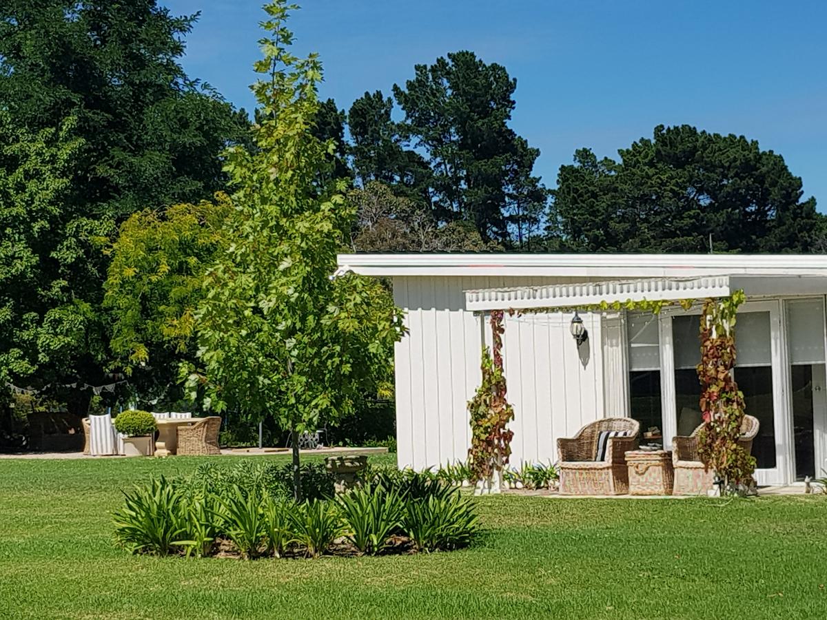 Mount Eliza VIC Accommodation Directory
