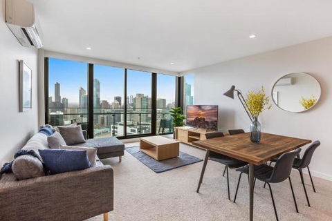 Experience Platinum Hotel Apartments - Accommodation Directory 0