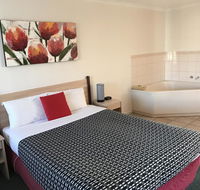 Beachcomber Motel  Apartments - Accommodation Directory