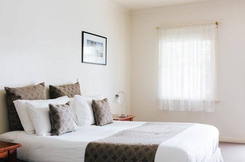 Dunkeld Studio Accommodation - Accommodation Directory 6