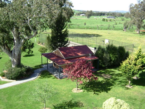 Greenvale Holiday Units - Accommodation Directory 11