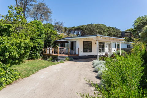 Blairgowrie Bella - Light Filled Home With Great Deck - Accommodation Directory 11