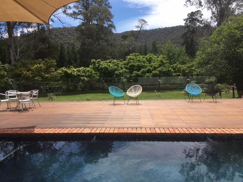 Bright Chalet - Accommodation Directory 17