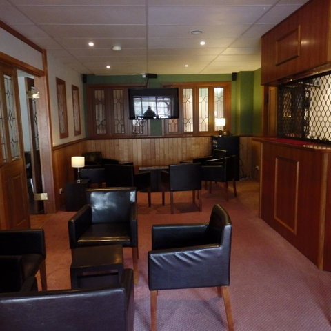 Bright Chalet - Accommodation Directory 15