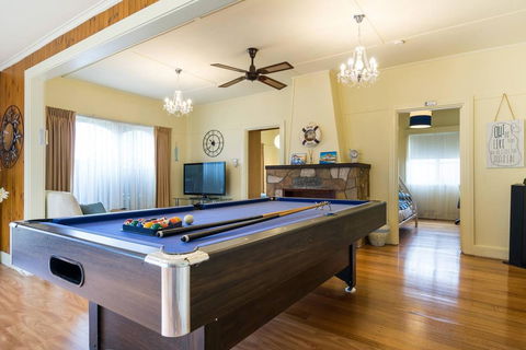 Nautique Beach House - Accommodation Directory 4
