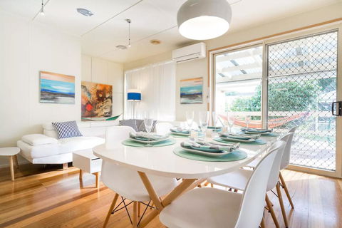 Nautique Beach House - Accommodation Directory 0