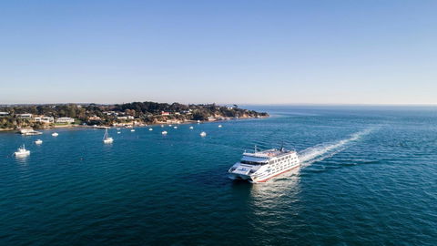 Nautique Beach House - Accommodation Directory 26