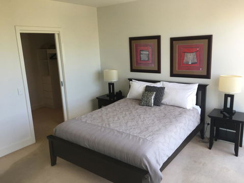 Geelong Waterfront Penthouse Apartment - Accommodation Directory 6