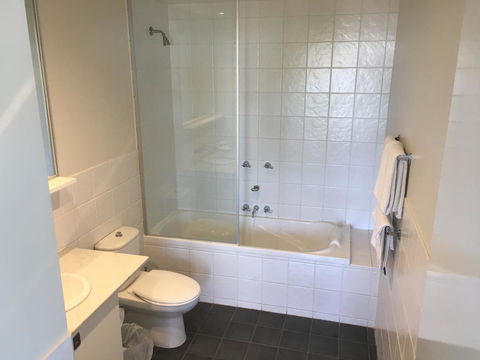 Geelong Waterfront Penthouse Apartment - Accommodation Directory 15