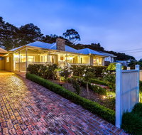Lovely 5BR full house in Glen Waverley walk to train bus  shops - Accommodation Directory