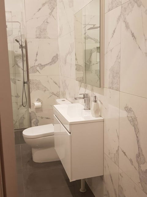Sublime Spa Apartments - Accommodation Directory 15