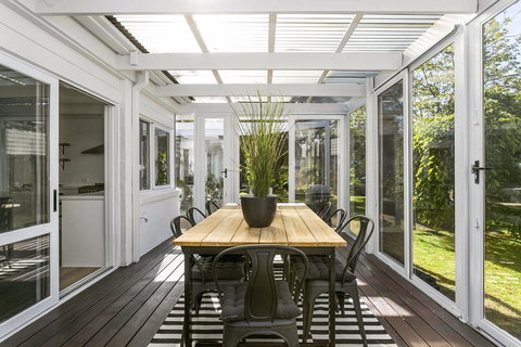 Oasis On Grange - Accommodation Directory 6