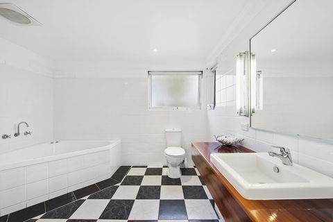 The International Motel Apollo Bay - Accommodation Directory 22