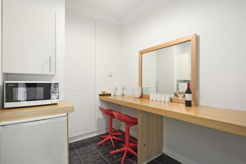 The International Motel Apollo Bay - Accommodation Directory 12