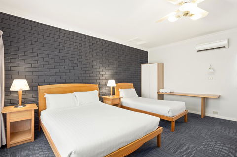 The International Motel Apollo Bay - Accommodation Directory 10