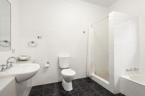 The International Motel Apollo Bay - Accommodation Directory 11