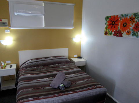 The Highlander Motel - 24HR Check In - Accommodation Directory 14