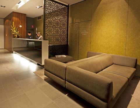 Causeway 353 Hotel - Accommodation Directory 13