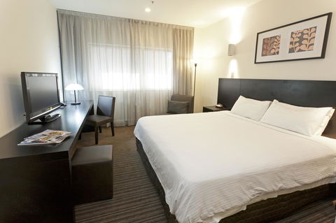 Causeway 353 Hotel - Accommodation Directory 0