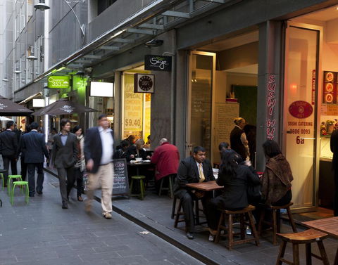 Causeway 353 Hotel - Accommodation Directory 4