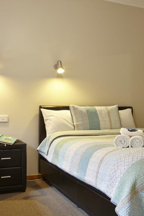 Goldfield Holiday Units - Accommodation Directory 4