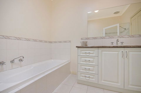 Sea Shells On Banyan Apartment - Accommodation Directory 12