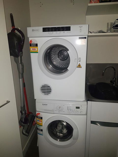 Southbank Short Stay Apartment - Accommodation Directory 1