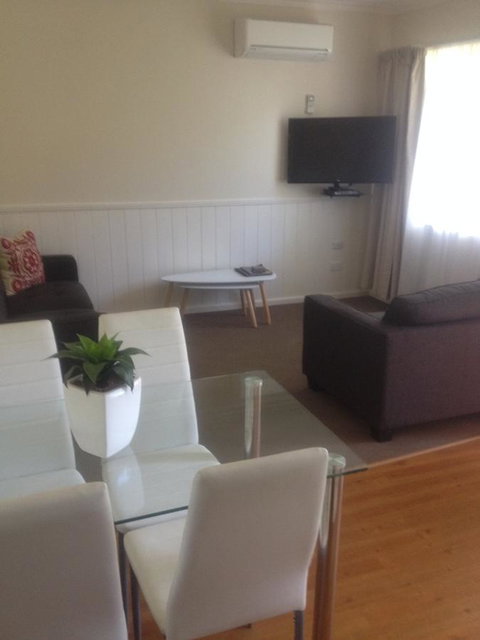 Viewhill Holiday Units - Accommodation Directory 10