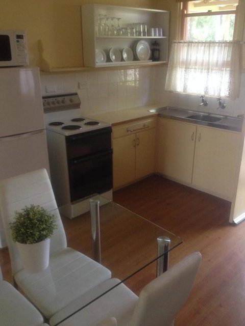 Viewhill Holiday Units - Accommodation Directory 6