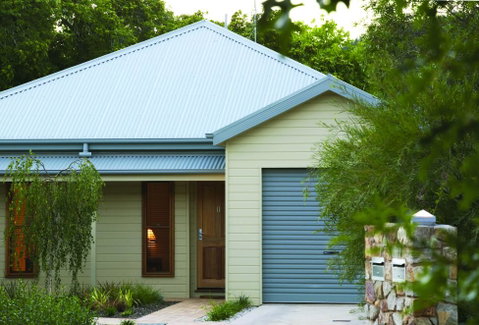 Luxury Abalina Cottages - Accommodation Directory 2
