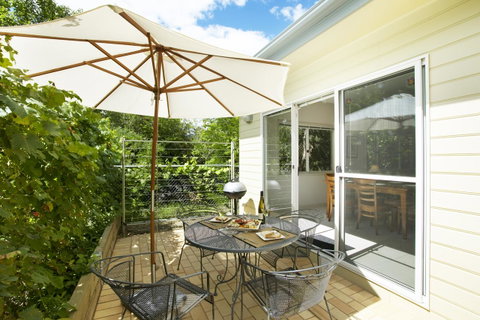 Luxury Abalina Cottages - Accommodation Directory 38