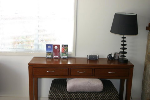 Luxury Abalina Cottages - Accommodation Directory 1