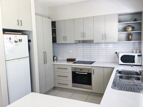 Luxury Abalina Cottages - Accommodation Directory 35