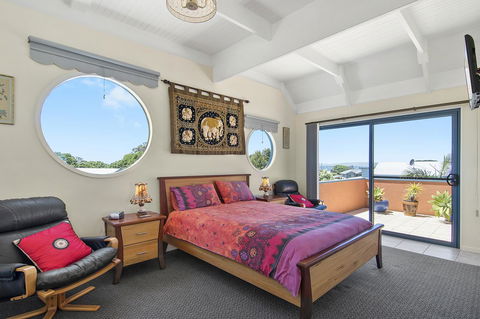 Black Dolphin Beach Penthouse - Accommodation Directory 2