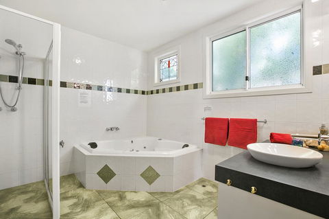 Black Dolphin Beach Penthouse - Accommodation Directory 15