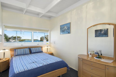 Black Dolphin Beach Penthouse - Accommodation Directory 8