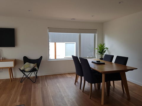 Wayamba - Accommodation Directory 15