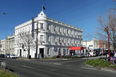 Middle Park Hotel - Accommodation Directory 7