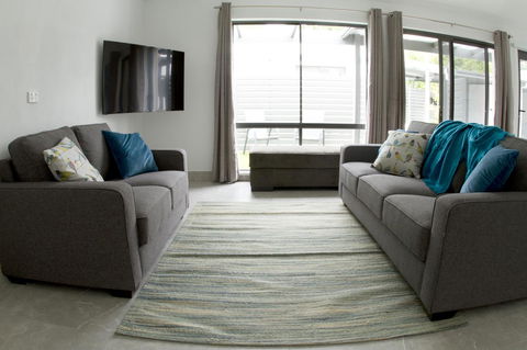 16 King Street - Accommodation Directory 25