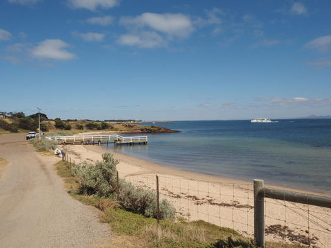 Port Relaxation - Accommodation Directory 12