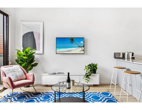 Boutique Apartment In Quiet, Sought-after Suburb - Accommodation Directory 0