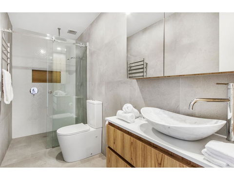 Boutique Apartment In Quiet, Sought-after Suburb - Accommodation Directory 14