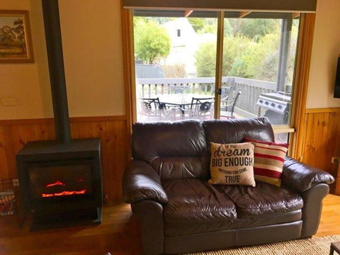 Kangurra Holiday House - Accommodation Directory 24